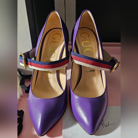 Gucci Purple Stiletto Heels with Pointed Toe - Picture 4 of 8